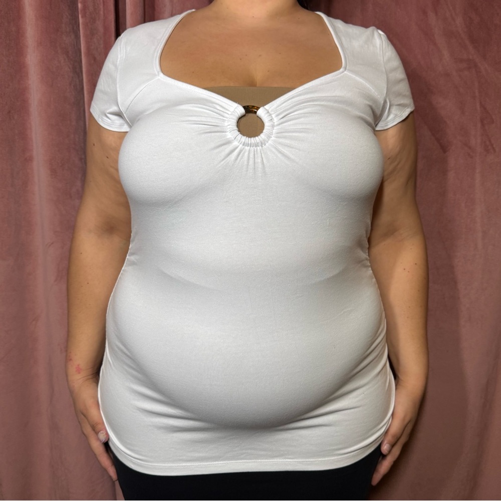 Women’s White Short-Sleeve Ring-Front Top